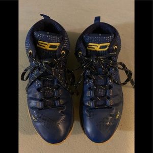 Stephen Curry 2 Dub Nation Size 6 Youth, Blue and Yellow high top sneakers, Used